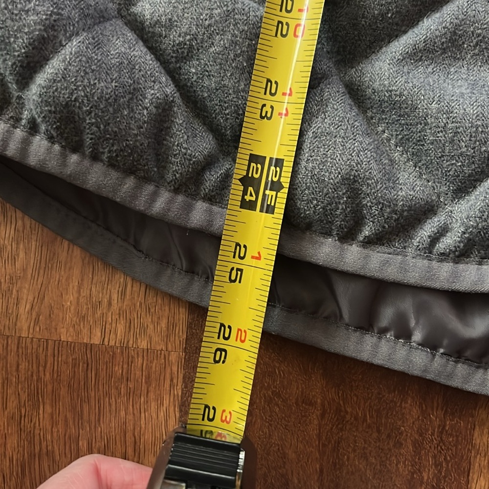 Like new Old Navy quilted gray vest - Picture 11 of 13
